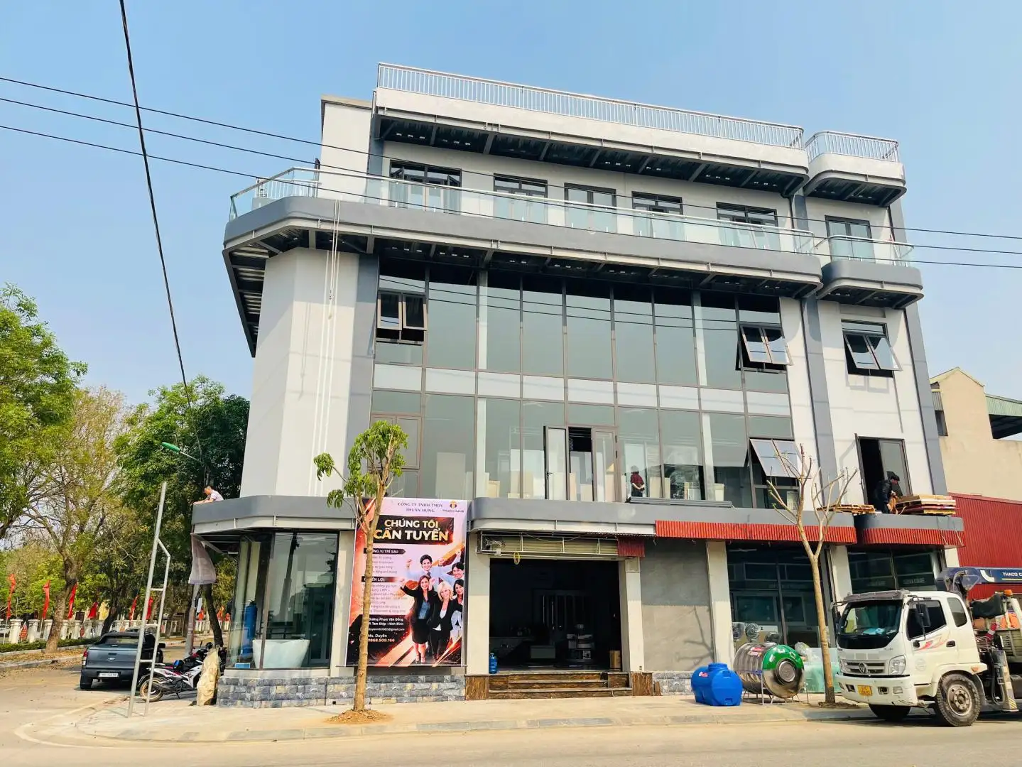 Công ty TNHH Thương mại Dịch vụ Thuận Hưng