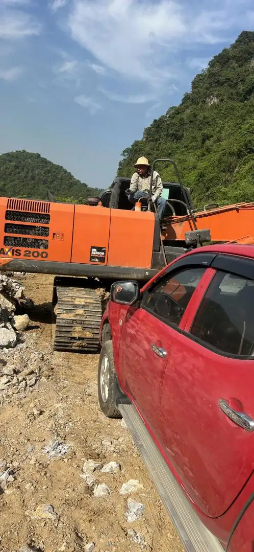 San lấp mặt bằng và Thi công ô tô